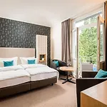 Hotel Residenz Waldkrone 4*