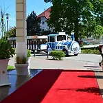 Residenz Waldkrone 4*
