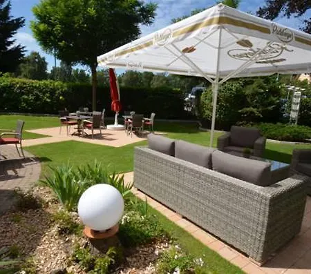 Residenz Waldkrone Hotel 4*