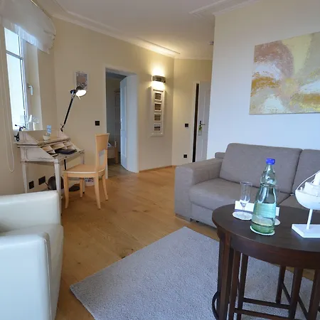 Ξενοδοχείο Residenz Waldkrone 4*