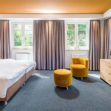Residenz Waldkrone Hotel 4*