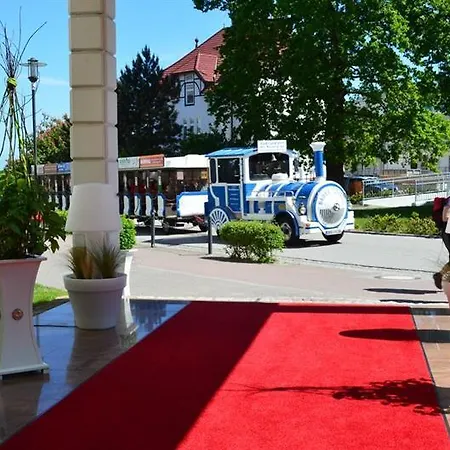 Residenz Waldkrone 4*